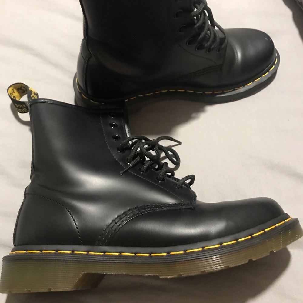 Women’s Dr. Martens